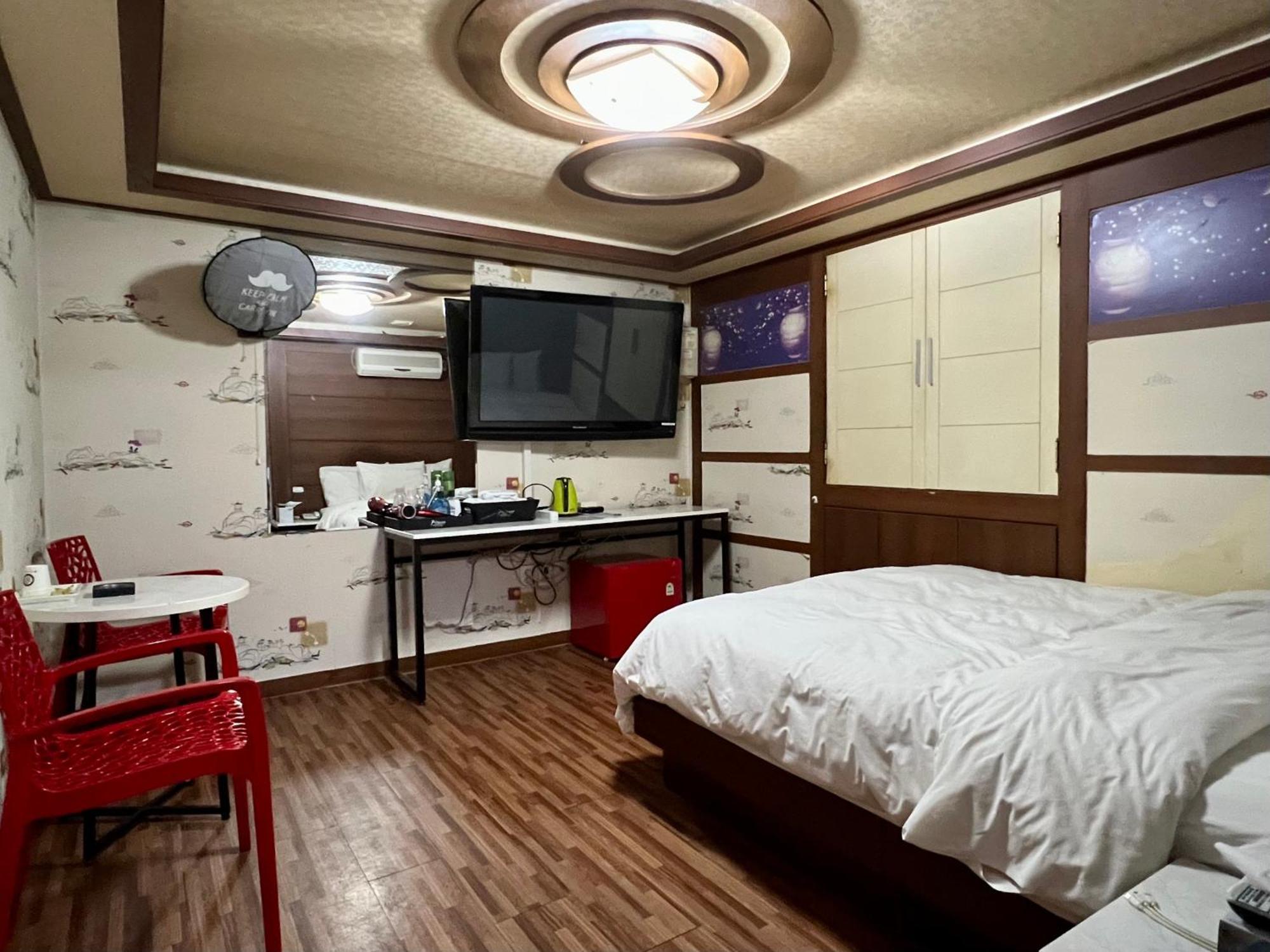 Picasso Motel Seoul Eksteriør billede